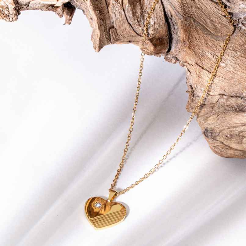 ZAISHA 18K Gold Plated Classy Heart Crystal Pendant | Birthday | Anniversary | Valentines gift ZAISHA 18K Gold Plated Classy Heart Crystal Pendant | Birthday | Anniversary | Valentines gift
