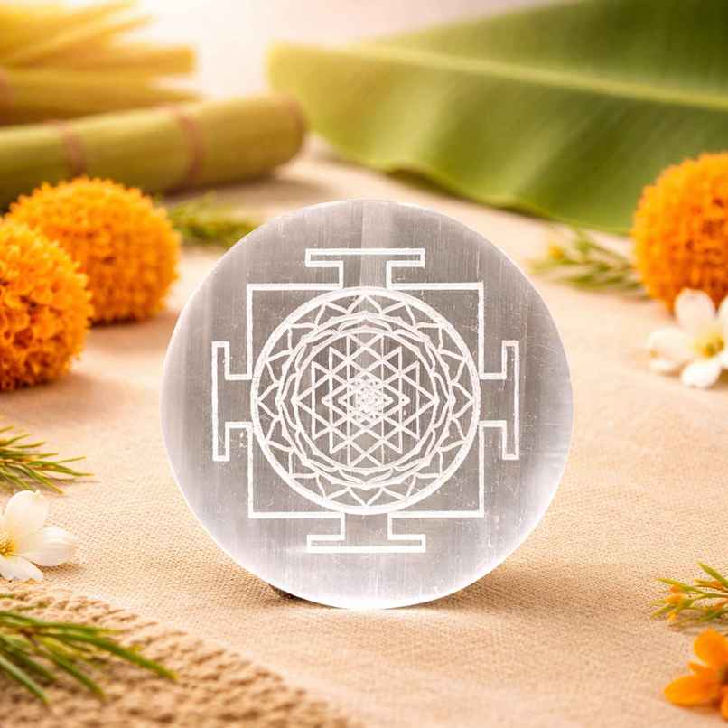 HINDCRAFT Selenite Charging Plate | Sri Yantra Engraved Crystal Plate for Meditation Spiritual Gift HINDCRAFT Selenite Charging Plate | Sri Yantra Engraved Crystal Plate for Meditation Spiritual Gift