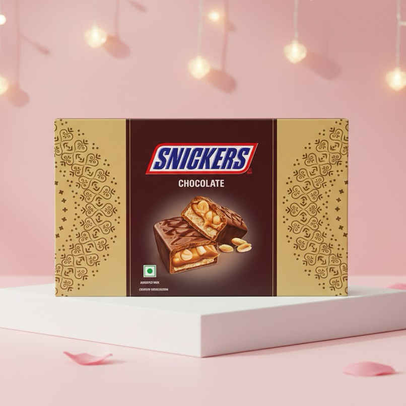 Snickers Gift Pack | 8 Bars | Peanut , Butterscotch, Berry Whip & Peanut Brownie