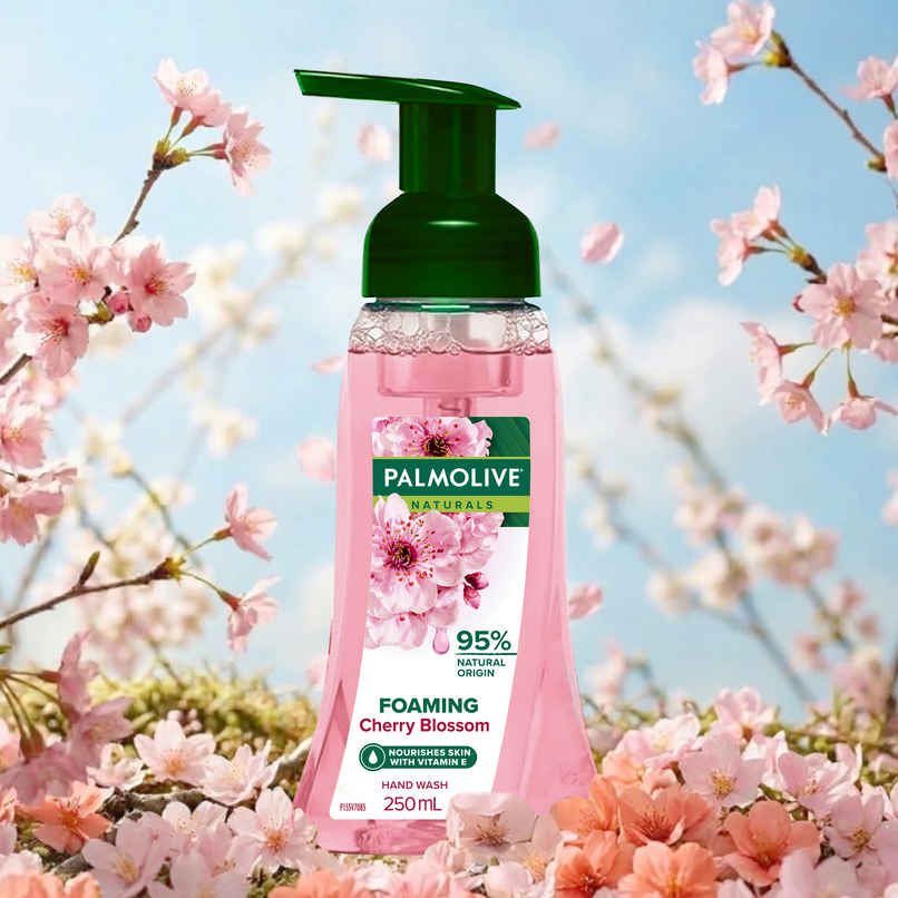 Palmolive Hydrating Foaming Handwash Liquid with Cherry Blossom Palmolive Hydrating Foaming Handwash Liquid with Cherry Blossom