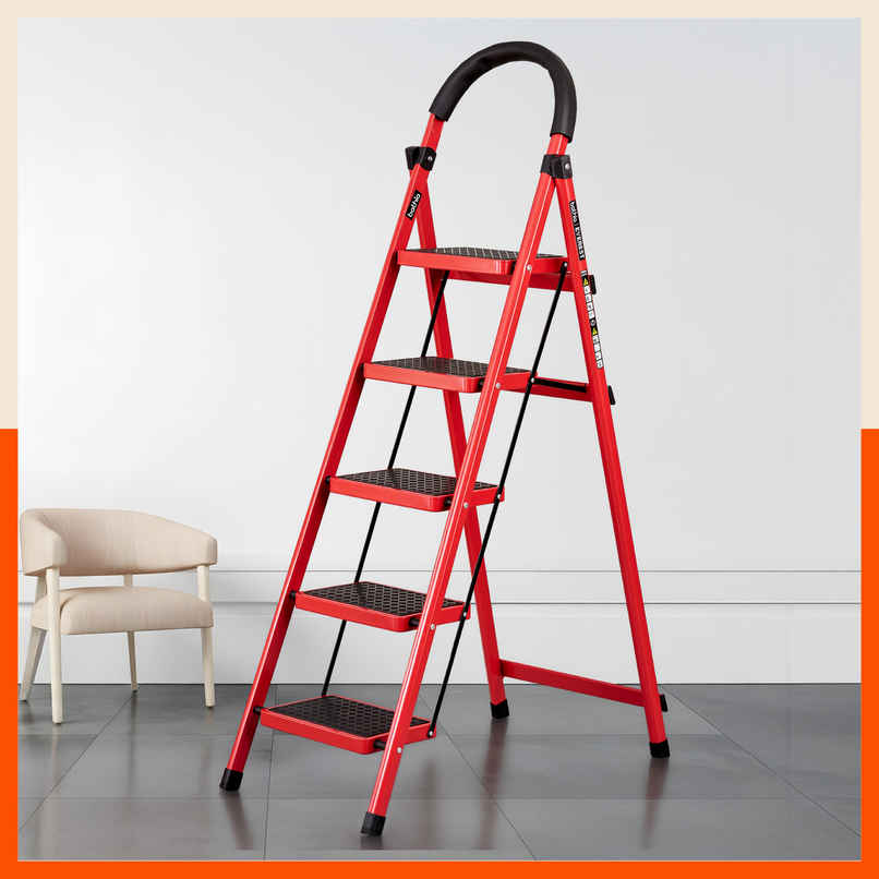 Bathla Everest 5 Step Steel Ladder Bathla Everest 5 Step Steel Ladder