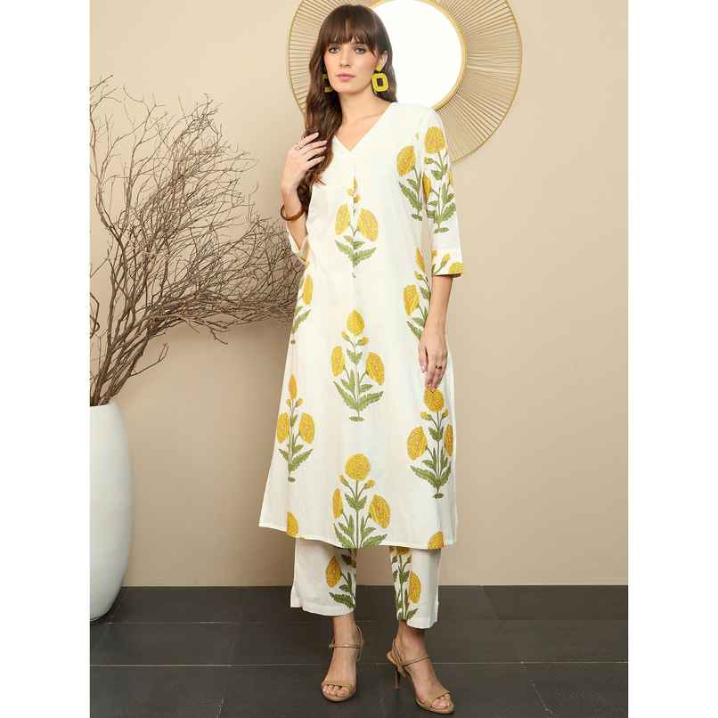 Indo Era Women's Pure Cotton Floral Print Straight Kurta Pant Set | KS0WH6702 | White - XS Indo Era Women's Pure Cotton Floral Print Straight Kurta Pant Set | KS0WH6702 | White - XS