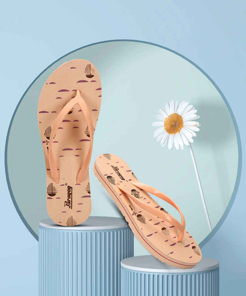 Paragon Women's Lightweight & Waterproof Hawai Slipper | Beige - UK 4