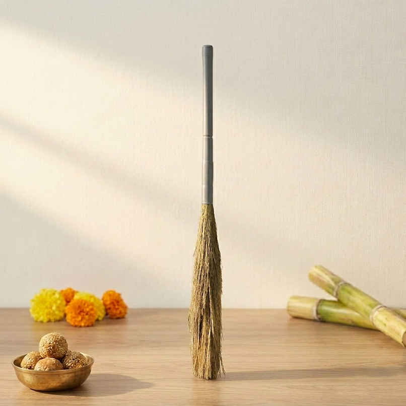 Chakaachak Grass Floor Broom