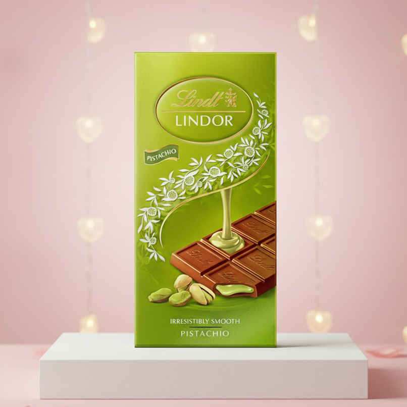 Lindt Lindor Pistachio Chocolate Bar