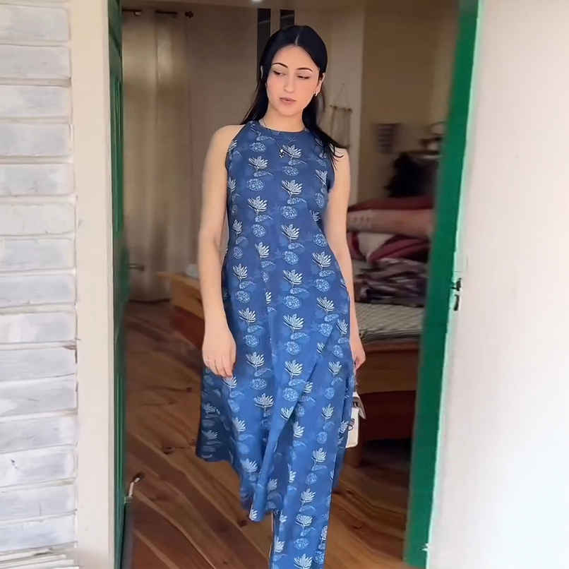 GoSriKi Women's Viscose Rayon Straight Printed Kurta with Pant | AASHVI | Blue - S