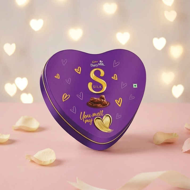 Cadbury Dairy Milk Silk Heart Shaped Chocolate Valentines Gift Box