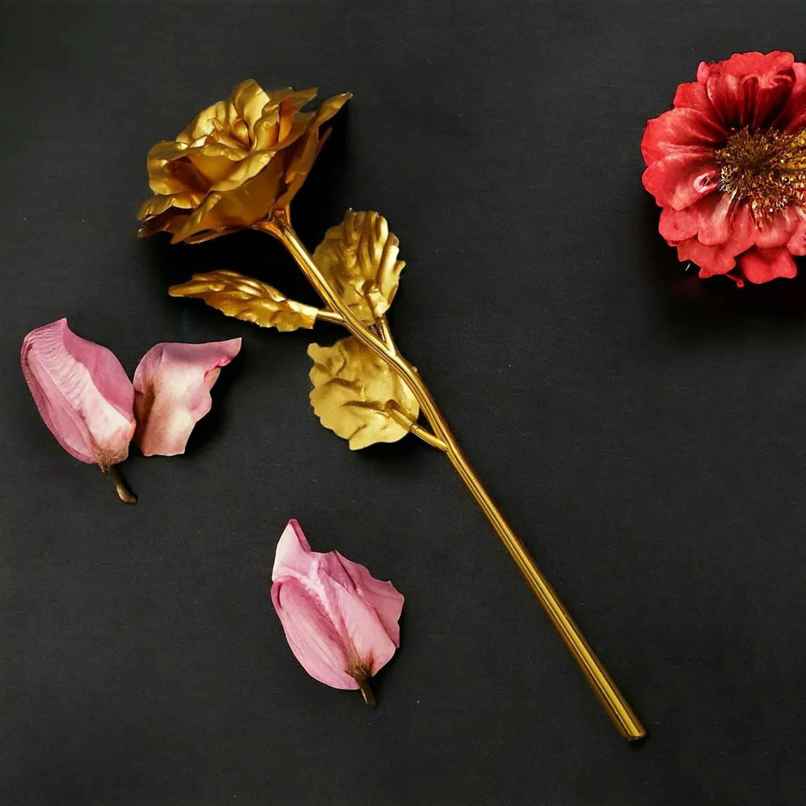 Perpetual Gold-Plated Artificial Rose - Perfect Gift for Girlfriend, Boyfriend, or Spouse Perpetual Gold-Plated Artificial Rose - Perfect Gift for Girlfriend, Boyfriend, or Spouse