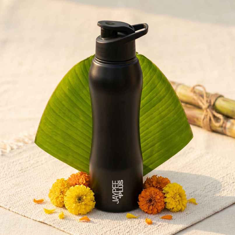 Jaypee Plus Safari 750 Stainless Steel Leakproof Water Bottle with carry Handle | Black | 750 ml Jaypee Plus Safari 750 Stainless Steel Leakproof Water Bottle with carry Handle | Black | 750 ml