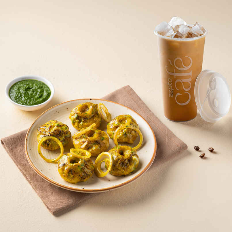 Veg Tandoori Momos + Classic Cold Coffee Veg Tandoori Momos + Classic Cold Coffee