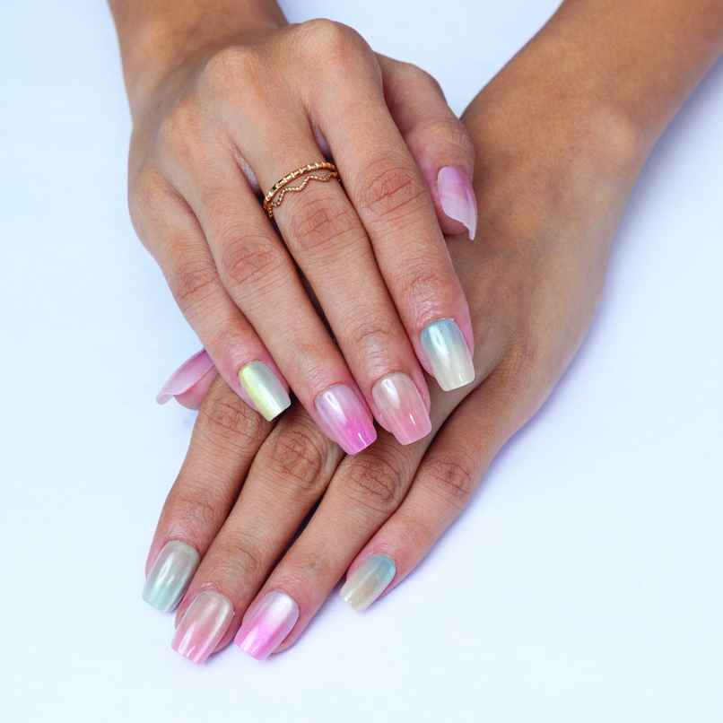Pep Nails Pastels Glow Medium Coffin Multicolour Cat Eye Reusable Press On Nails 30 Nail Tips