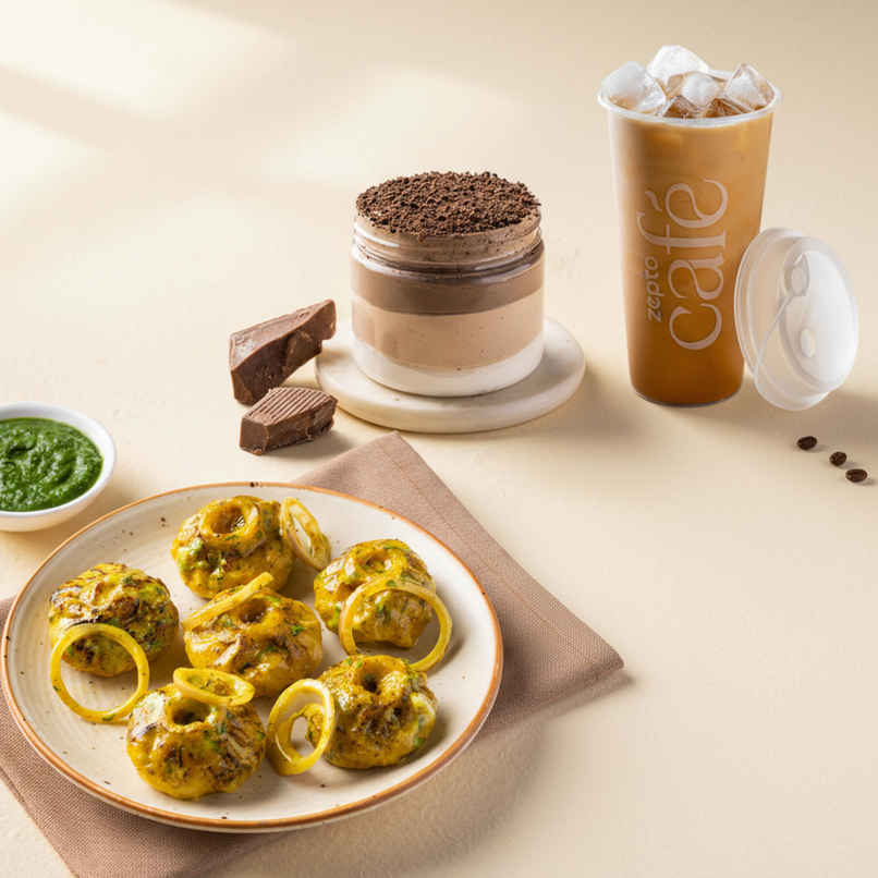 Veg Tandoori Momos + Classic Cold Coffee + Chocolate Mousse Veg Tandoori Momos + Classic Cold Coffee + Chocolate Mousse