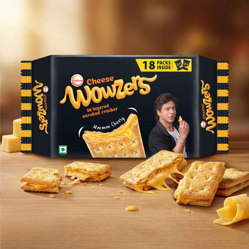 Cheesy Crackers by Sunfeast Wowzers