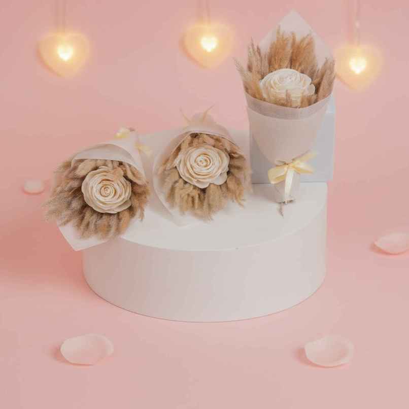 Ivory White Rose Dried Flower Bouquet | Ideal for Gifting | Poshh Ivory White Rose Dried Flower Bouquet | Ideal for Gifting | Poshh