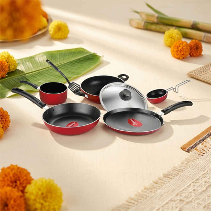 Pigeon Favourite Gift Set | Non-Induction Base