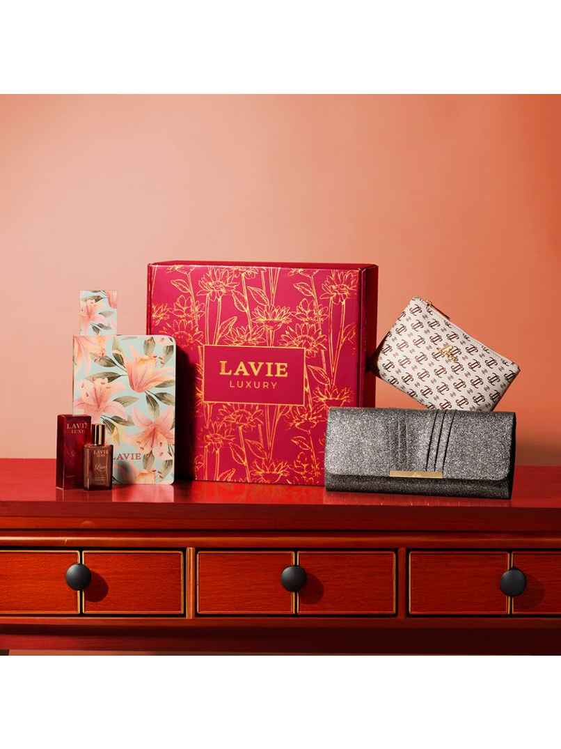 Lavie Scarlet Clutch Women Gift Set Lavie Scarlet Clutch Women Gift Set