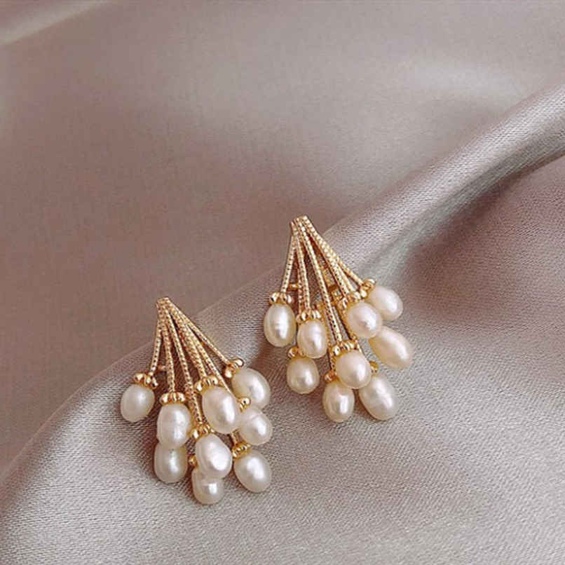 Beautynx Pearl Cluster Spray Earrings | Gold | BNX-EAR-0052
