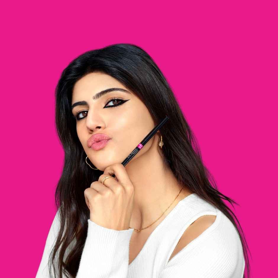 Lakme Elle 18 Eye Drama Kajal Super Black(0.35gms) & Lakme Eyeconic Eyeliner - Black | Waterproof(4.5ml) Combo