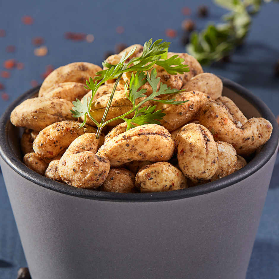 Cornitos Roasted Cashews | Pepper & Herbs