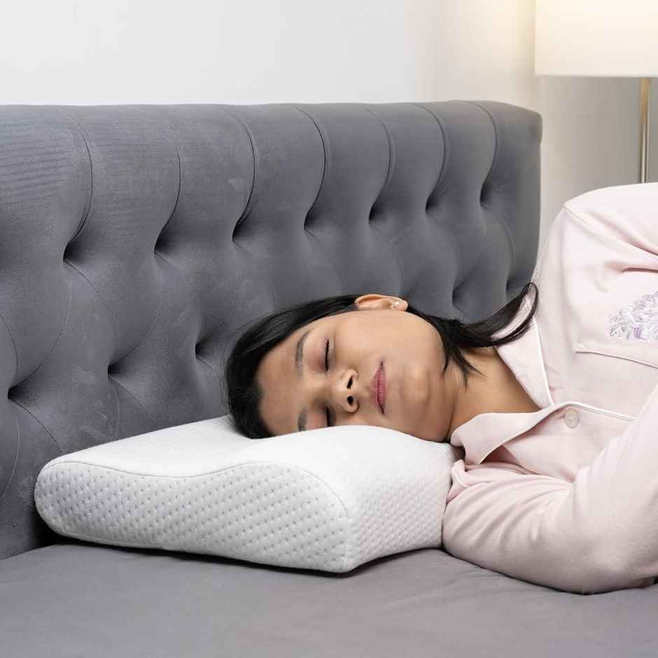 Wakefit Shape Sensing Contour Pillow Set of 2 (19.5x11.5x4 Inch) Reduces Neck & Shoulder Pain | White