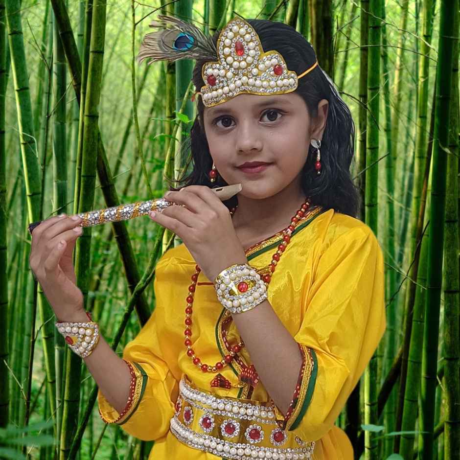 Kids Moti Mukut With Mor Pankh | 13 x 13 cm | Gullak