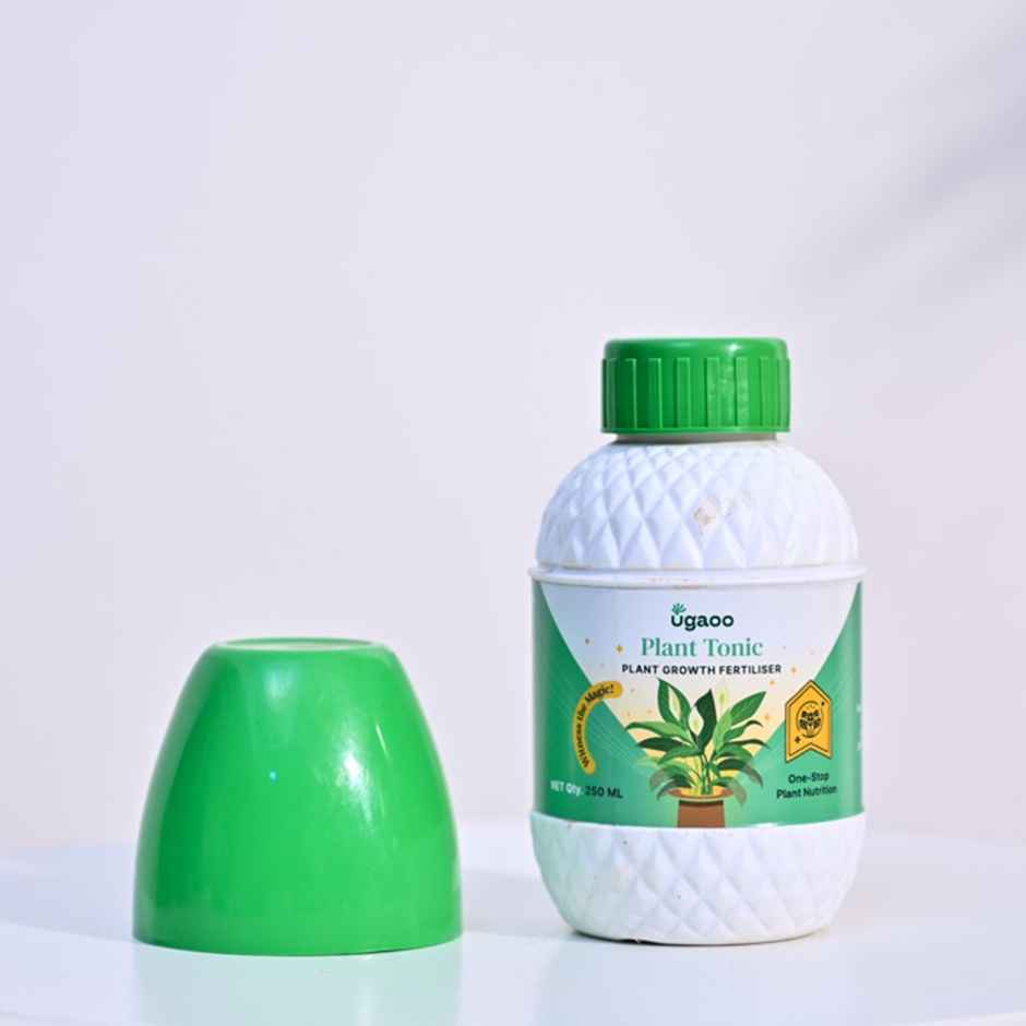 Ugaoo Liquid Seaweed Fertilizer for Plant - Growth Booster (250 ml) - Gardening Accessories