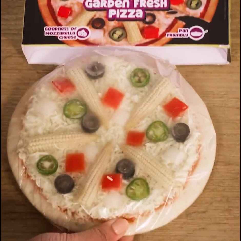 HyFun Garden Fresh Pizza | Thin Crust Base, Cheesy Snack | Frozen
