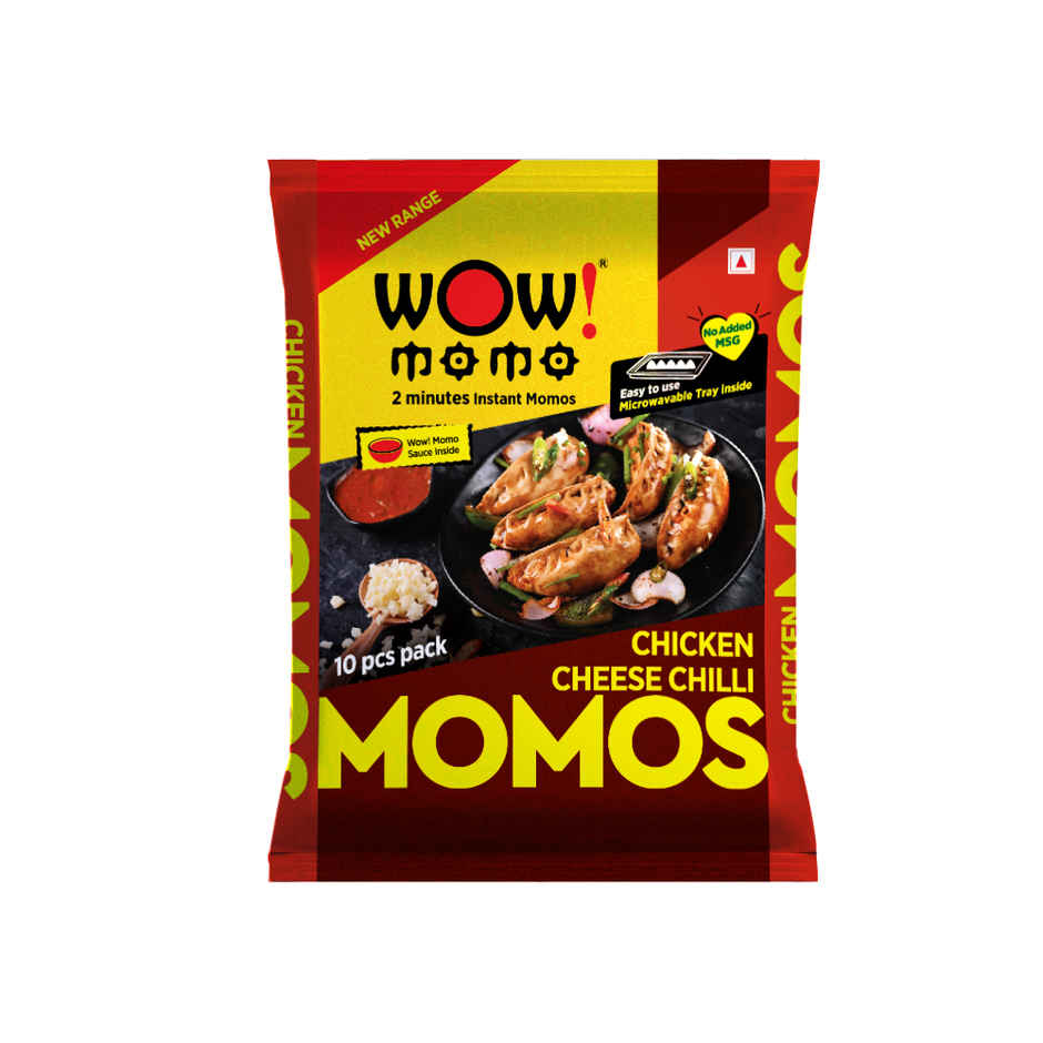 Wow! Chicken Cheese Chilli Momos | Spicy & Cheesy