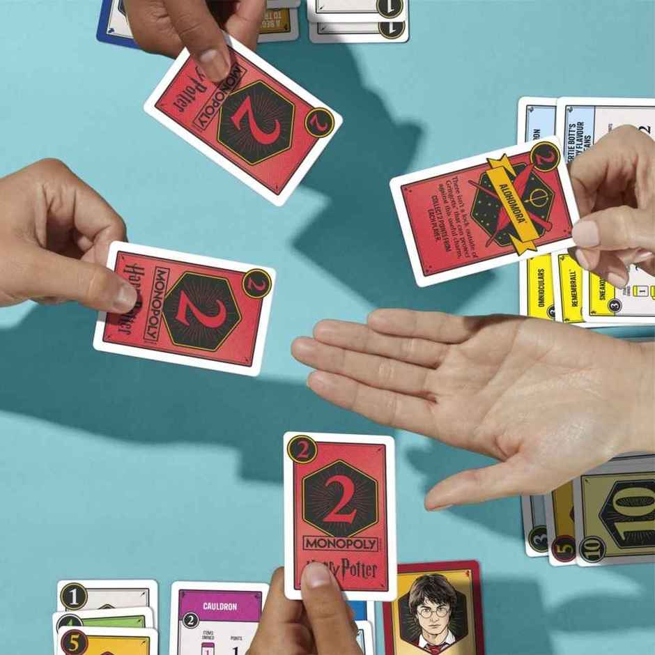 Hasbro Monopoly Deal Harry Potter Card Game