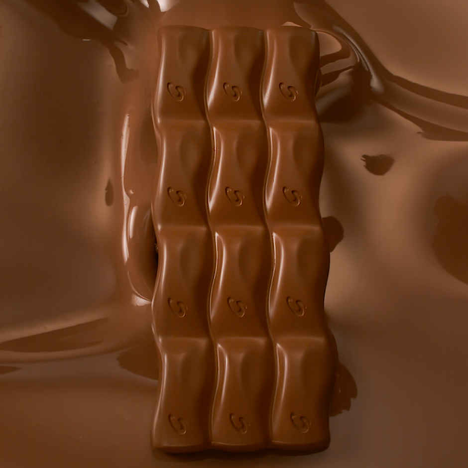 Galaxy Smooth Milk Chocolate Bar Loaded with the Goodness of Milk & Cocoa Combo