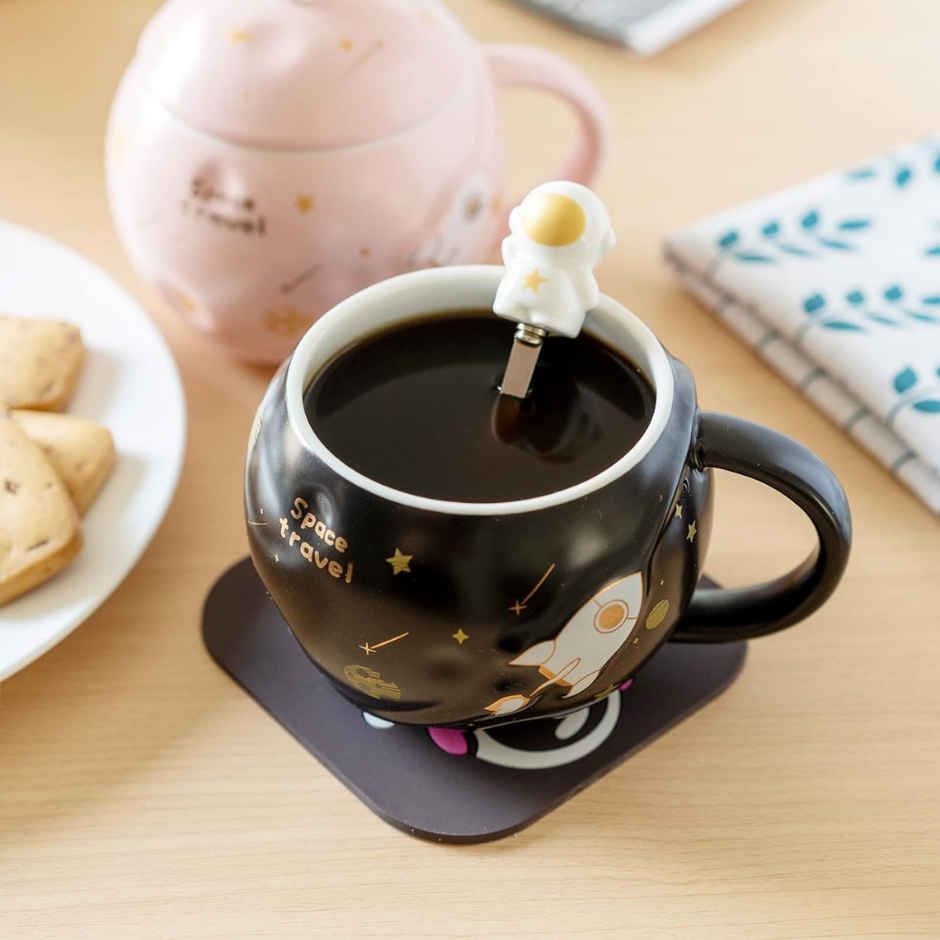 Se7en Astronaut Design Ceramic Coffee Mug with Lid & Spoon Assorted Colour
