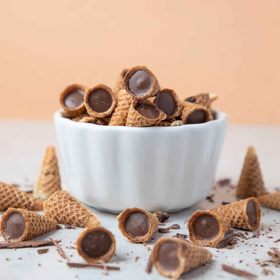 Nova Nova Best Bite - Belgian Chocolate(50gms) & Kwality Wall'S Shameless Vanilla Tub(700ml) Combo