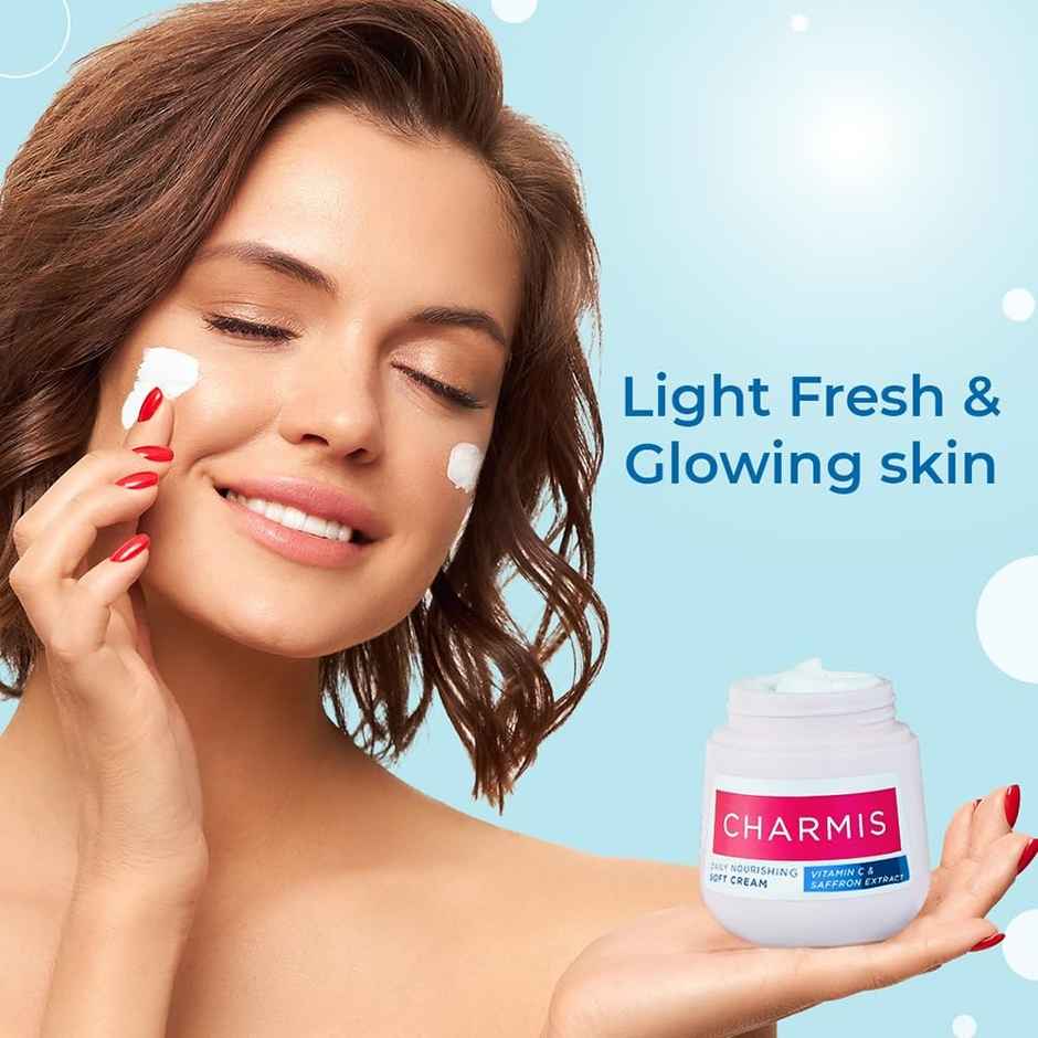Charmis Daily Nourishing Soft Cream with Vitamin C Saffron Extracts and SPF 30 For Glowing And Moisturized Skin