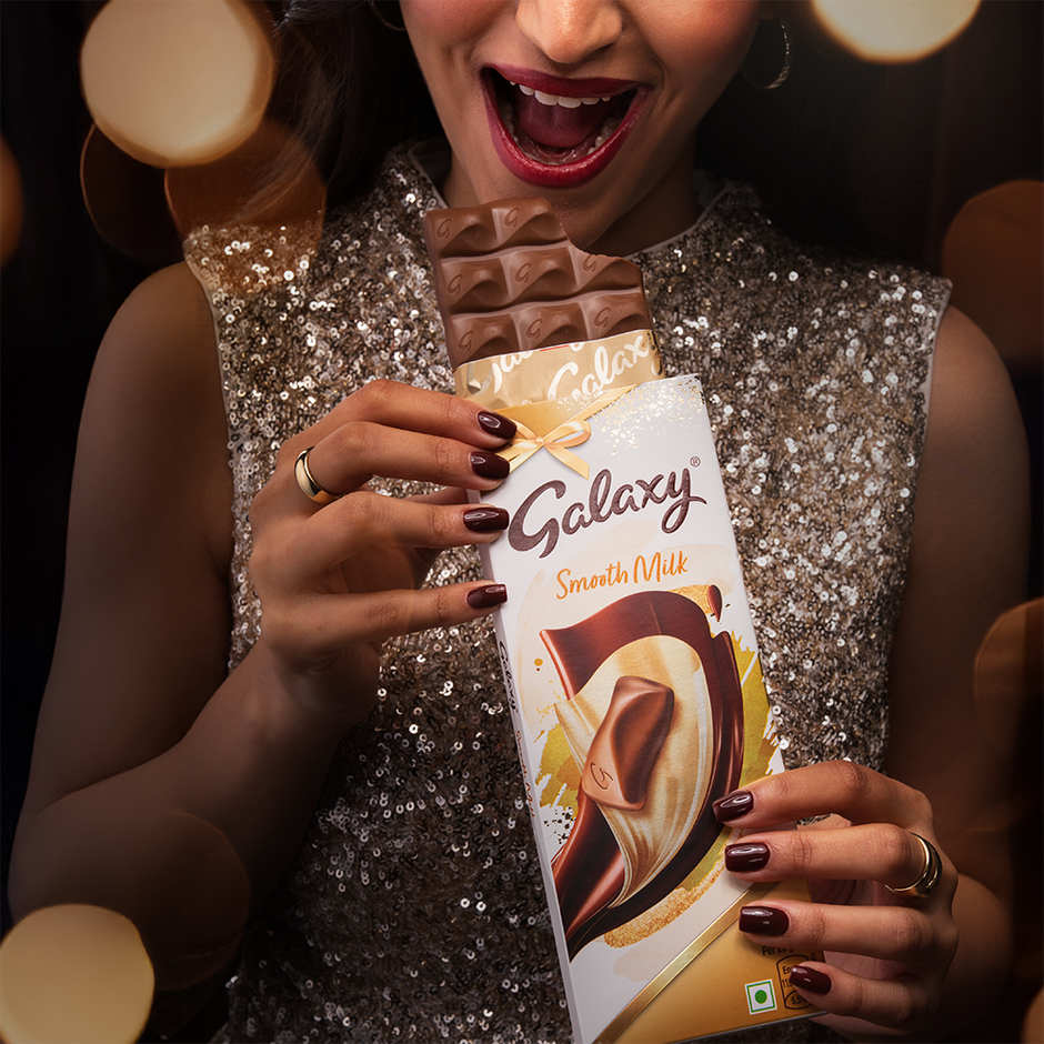 Galaxy Smooth Milk Chocolate Bar For Gifting