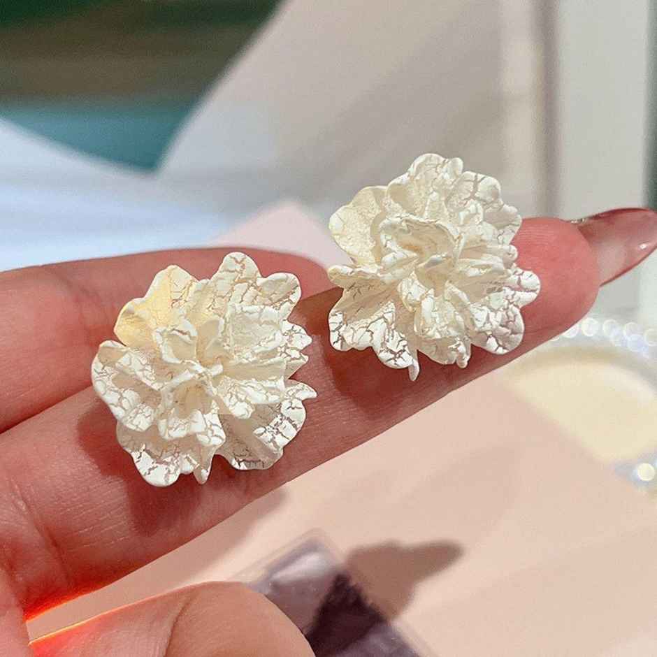 Estailo Fashion Women's Jewellery Earrings White Floral One Size | E0001200
