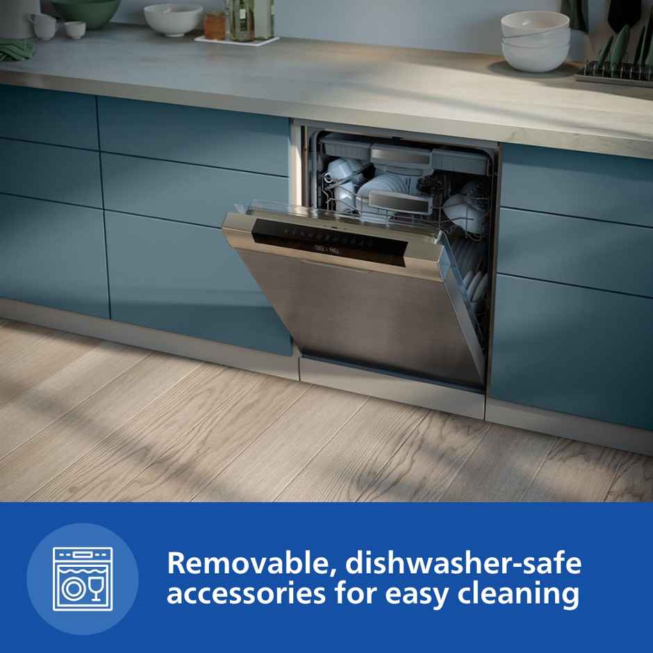 Philips HD9137/90 400W Egg Boiler, Boils upto 6 eggs & 3 Poached eggs - Black 