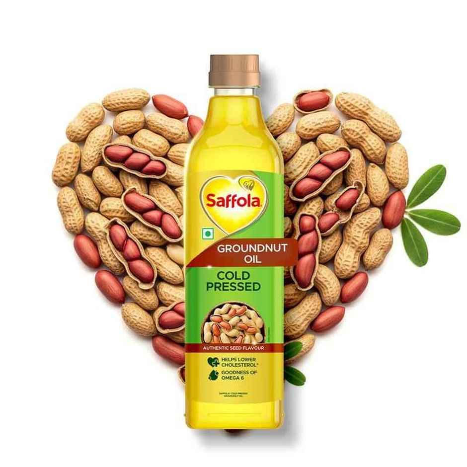 Saffola Gold Oil, Power Of 3, Pouch (910g) & Saffola Groundnut (Peanut) Cold Pressed Oil | Cold Pressed Groundnut Oil | Helps Lower Cholesterol (1L) Combo
