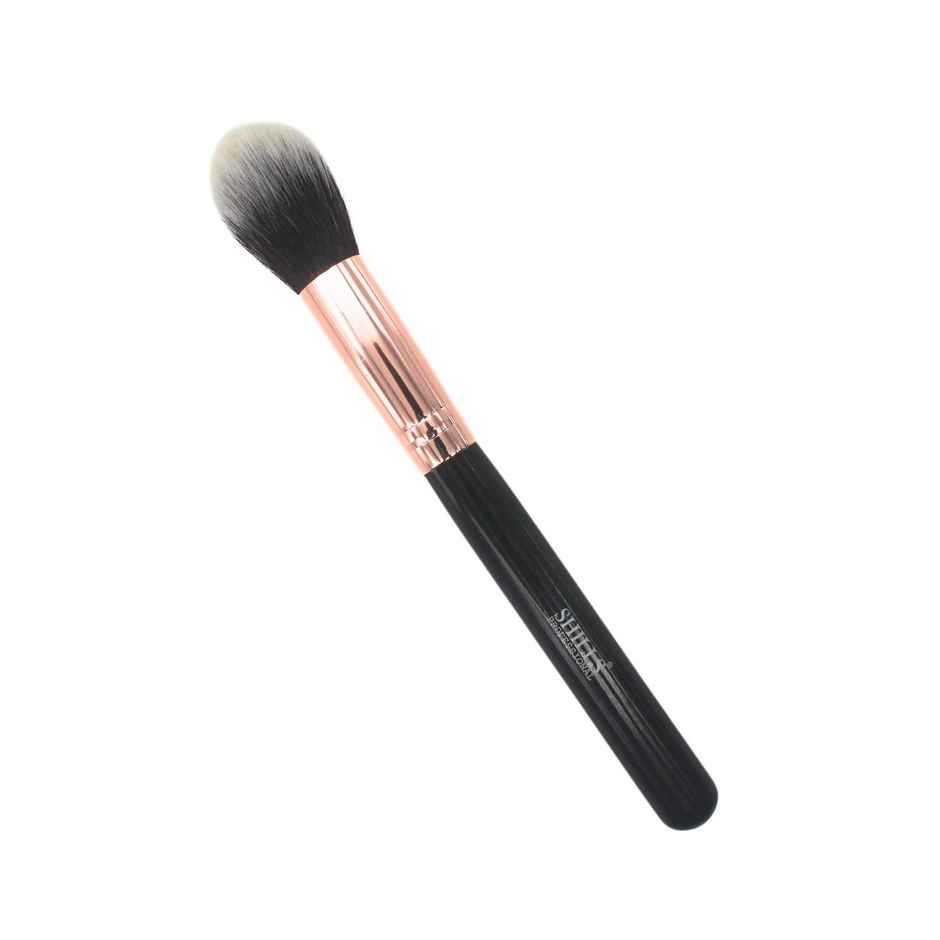 Blush Brush