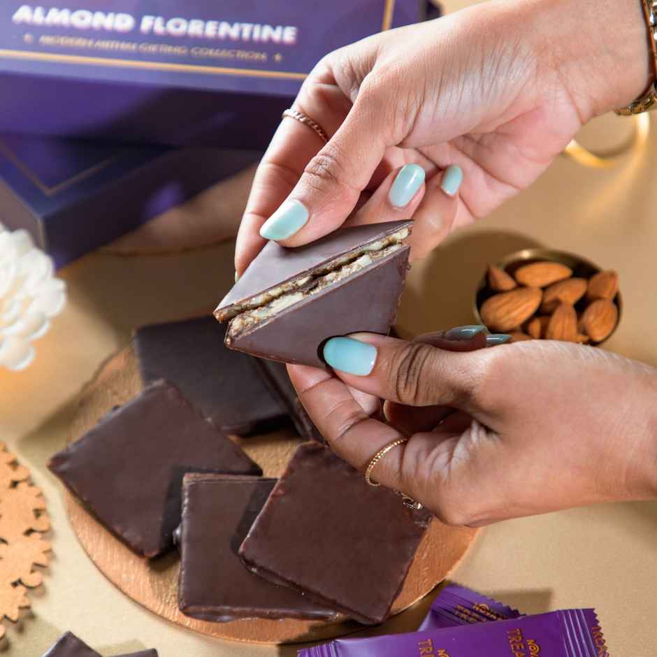 Nova Nova Chocolate Almond Florentine Gift Box | Elegant Gift Offering | Nova Nova