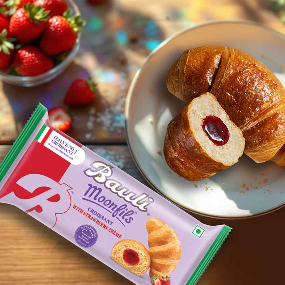 Bauli Moonfils Croissants Strawberry | Veg