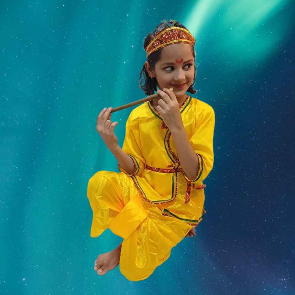 Krishna Dress For Kids From 6-8 Years | 28 x 20.4 x 4 cm | Gullak