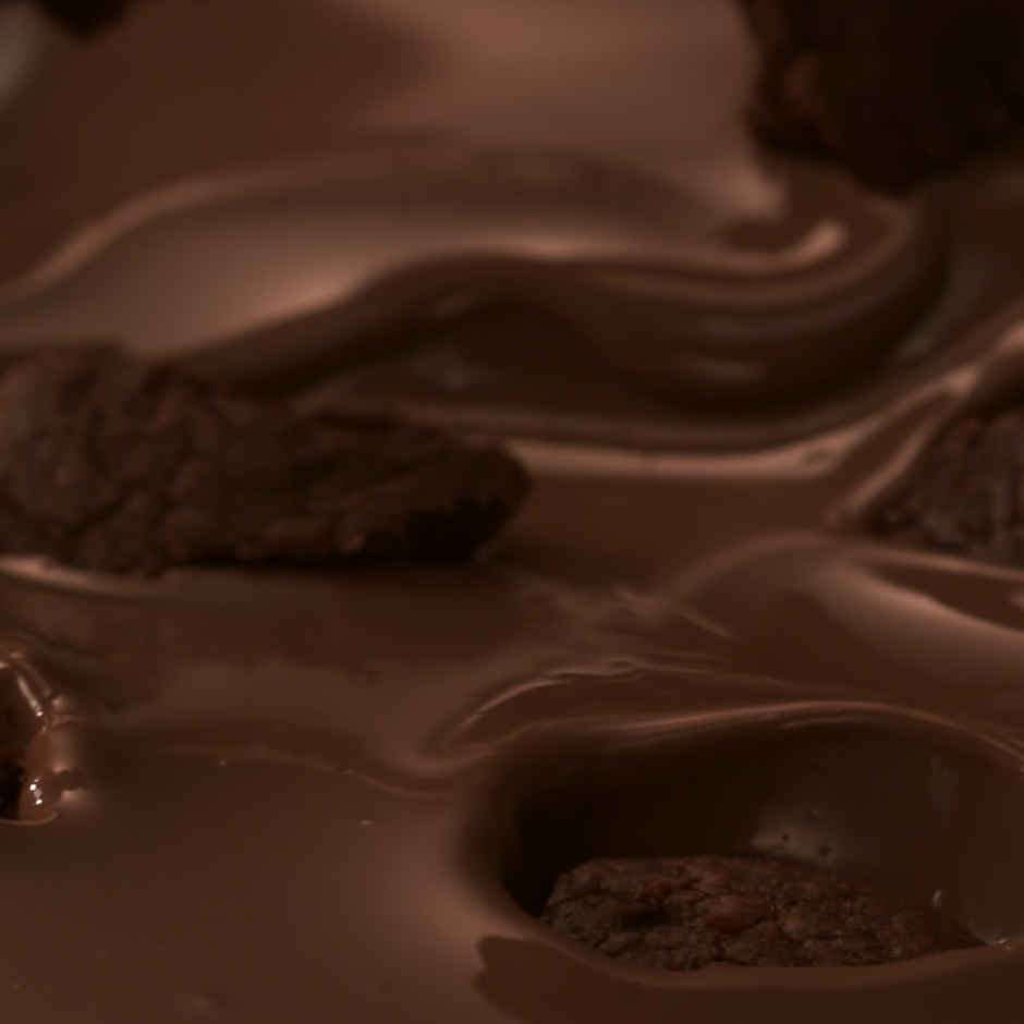 Galaxy Cookie Crumble Milk Chocolate Bar