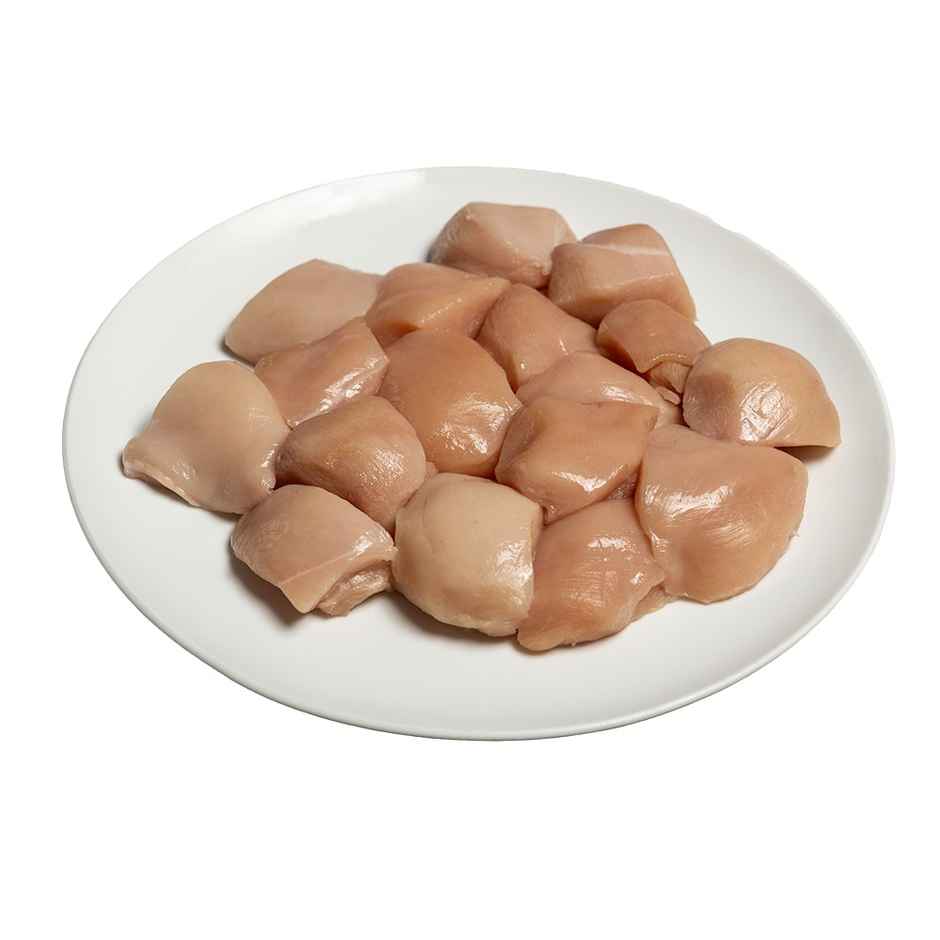 Deli Chic Chicken Boneless Cubes Freshly Frozen