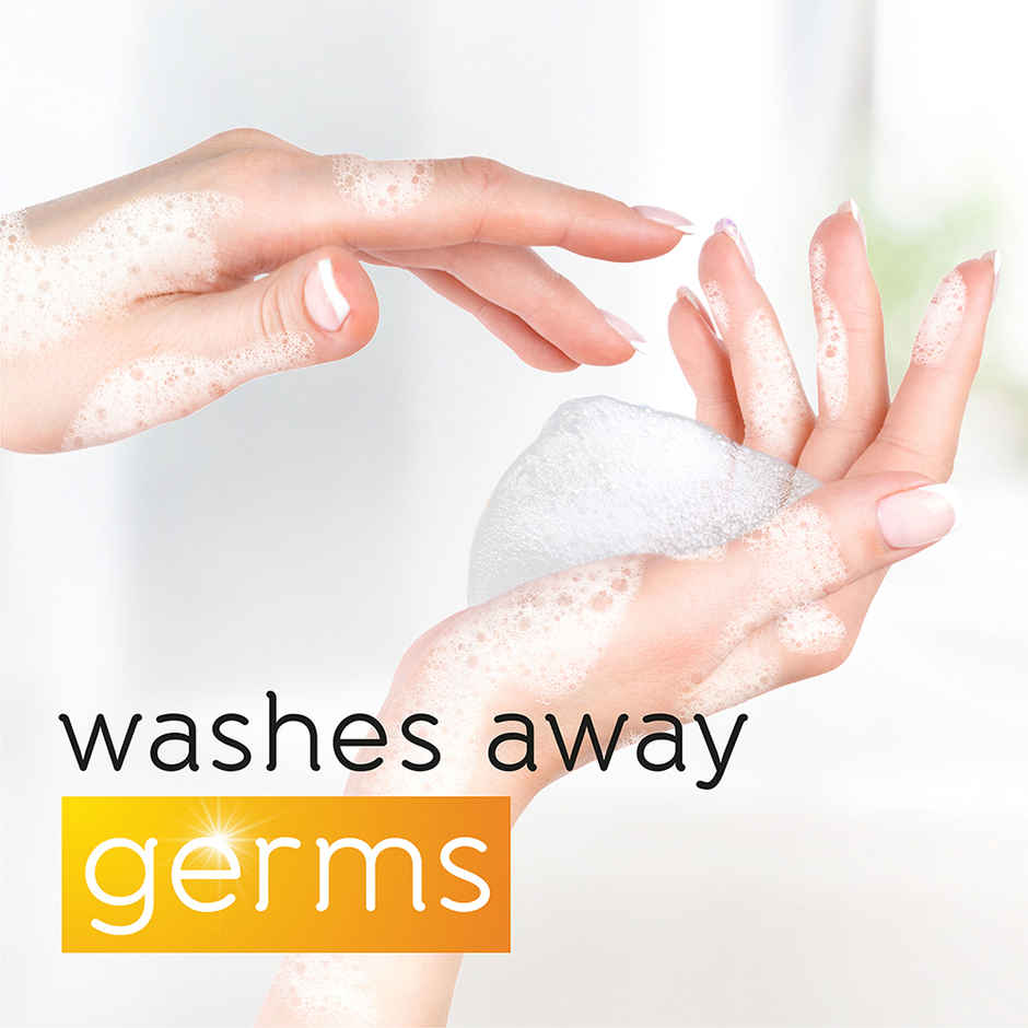 Pears Moisturising Bathing Bar Soap With Glycerine Pure & Gentle - For Golden Glow - (125G X 8)