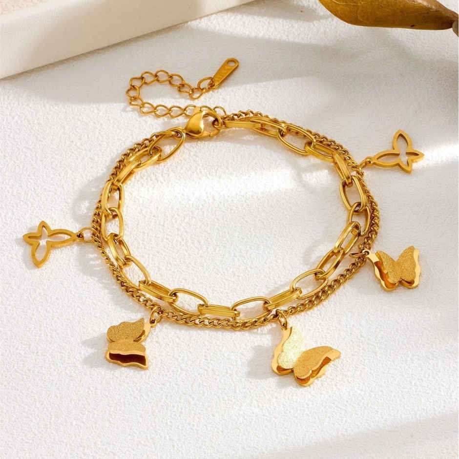 Estailo Fashion Monarch Charm Bracelet | B0001740 | Gold