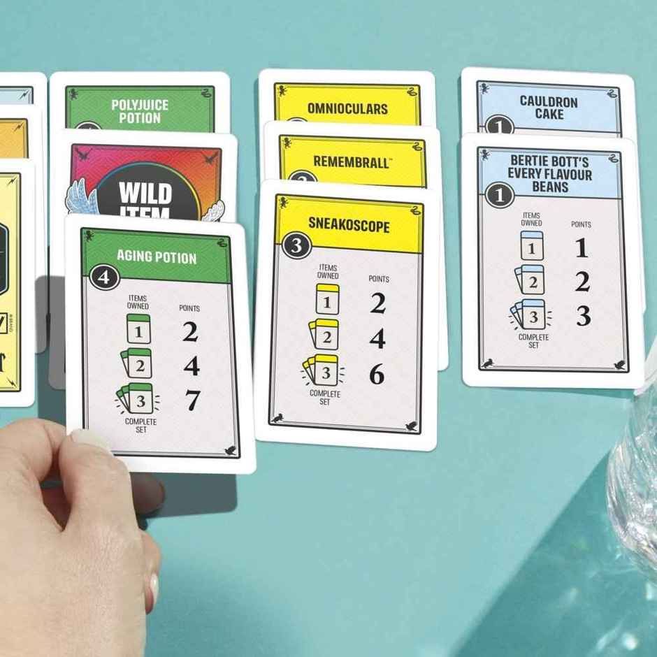 Hasbro Monopoly Deal Harry Potter Card Game