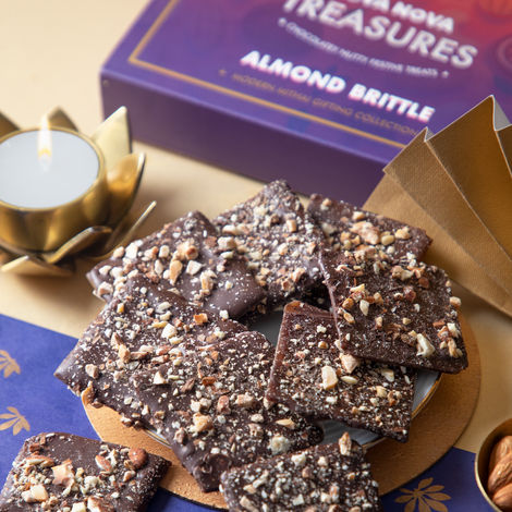 Nova Nova Chocolate Almond Brittle Gift Box