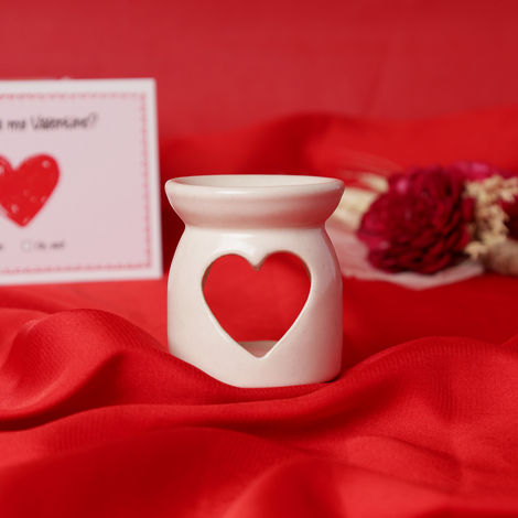 Oye Happy Valentine Vibes Hamper