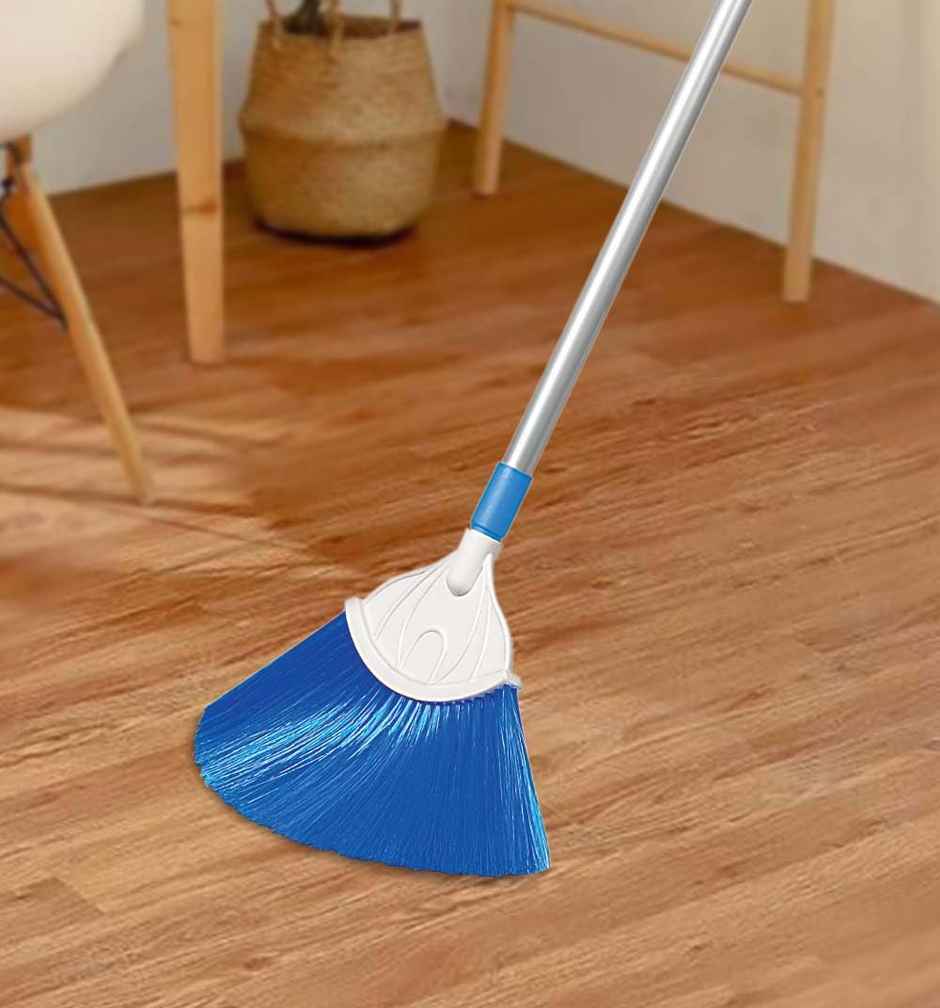 Cello Kleeno Cobweb Brush with Telescopic Rod, Blue | Soft Bristles for Gentle Effective Dusting