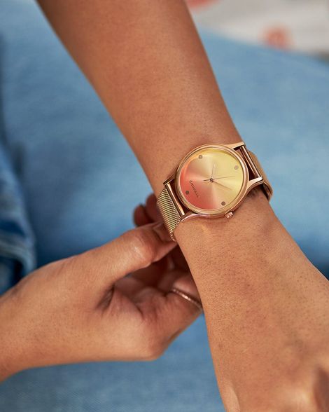 Chumbak Women's Metal Round Analog Watch | Teal